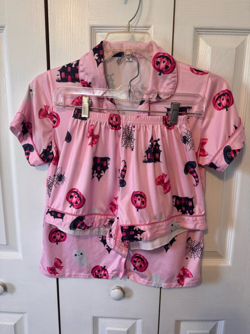 Pink Halloween Print Shorts Pajama 2Piece Set Size Small - Picture 2 of 16